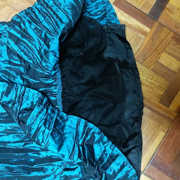 Hanna Andersson taffeta party holiday dress, size 130/7-10 - Picture 3 of 3